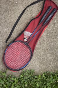 バドミントンのラケットバックの種類とおすすめの選び方をご紹介。
