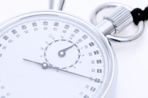 バドミントンの試合時間の目安について。種目別の平均時間。